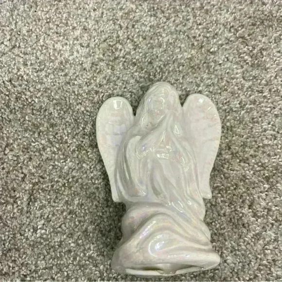 Iridescent Praying Angel Figurine 4.5” Tall, kneeling in prayer - Picture 2 of 8
